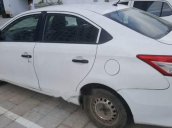 Bán xe Toyota Vios MT đời 2014, màu trắng, xe còn chất không 1 lỗi nhỏ