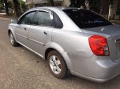 Bán Daewoo Lacetti sản xuất năm 2004, màu bạc, xe đẹp zin hoàn toàn