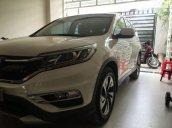 Gia đình đứa em cần bán gấp chiếc Honda CR-V 2.4 mua mới cuối năm 2015