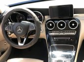 Bán Mercedes C200 đời 2015, màu đen, tình trạng xe mới