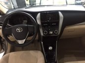 Bán ô tô Toyota Vios năm 2018, màu ghi vàng