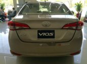 Bán ô tô Toyota Vios năm 2018, màu ghi vàng