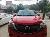 Cần bán gấp Mazda BT 50 đời 2017, màu đỏ, nhập khẩu nguyên chiếc 