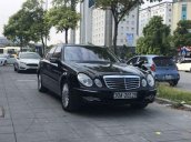 Bán xe Mercedes E280, model 2006, màu đen