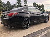 Cần bán Hyundai Sonata năm sản xuất 2011, xe đẹp, đăng kiểm tới 11/2019