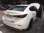 Bán Mazda 3 2.0 đời 2017, màu trắng