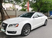 Bán Audi A5 coupe màu trắng, nhập khẩu SX 10, ĐK lần đầu 2011. Xe chính chủ cực đẹp