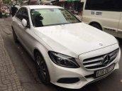 Cần bán lại xe Mercedes C200 năm 2017, màu trắng