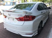 Cần bán Honda City CVT sản xuất 2017, màu trắng