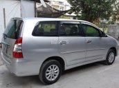 Bán xe cũ Toyota Innova đời 2013, màu bạc còn mới