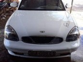Cần bán xe Daewoo Nubira sản xuất 2000, màu trắng, giá tốt