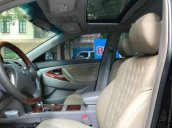 Bán xe Toyota Camry LE 2.5 2010, màu đen xe gia đình