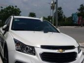 Bán Chevrolet Cruze đời 2015, màu trắng