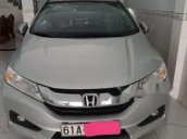 Cần bán lại xe Honda City năm 2016, màu bạc xe gia đình