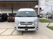 Bán xe Toyota Hiace năm 2018, màu bạc, nhập khẩu Thái Lan