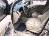 Cần bán xe Toyota Innova 2014 số sàn, màu vàng cát