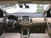 Cần bán xe Toyota Innova 2014 số sàn, màu vàng cát