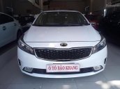 Cần bán xe cũ Kia Cerato 1.6 MT sản xuất năm 2017, màu trắng