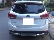 Cần bán Kia Rondo 2.0 GAT năm sản xuất 2016, màu trắng, xe đẹp