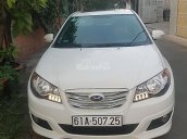 Cần bán lại xe Hyundai Avante AT 2011, màu trắng, xe được bảo dưỡng thường xuyên