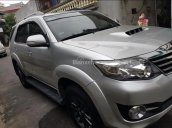 Cần bán Fortuner 2016, màu bạc