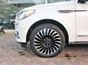 Bán Lincoln Navigator năm sản xuất 2018, màu trắng, nhập khẩu nguyên chiếc