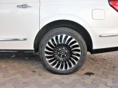 Bán Lincoln Navigator năm sản xuất 2018, màu trắng, nhập khẩu nguyên chiếc