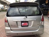 Cần bán gấp Toyota Innova G 2010, màu bạc số sàn