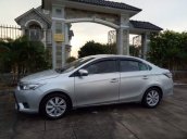 Cần bán xe Toyota Vios E năm 2015, màu bạc số sàn, 425tr