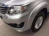 Cần bán xe Toyota Fortuner năm 2012, màu bạc