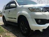 Bán xe Toyota Fortuner TRD Sportivo 4x4AT đời 2014, màu trắng chính chủ