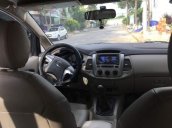 Bán Toyota Innova E đời 2015, màu bạc xe gia đình, giá tốt