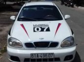Cần bán xe Daewoo Lanos đời 2004, màu trắng
