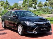 Cần bán Toyota Camry 2.5 Q 2017, màu đen, nhập khẩu nguyên chiếc