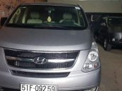 Bán Hyundai Starex năm 2015, màu bạc, giá tốt