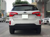 Cần bán gấp Kia Sorento 2016 tự động ,máy dầu full option