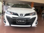 Bán Toyota Vios đời 2018 màu trắng, giá 585 triệu