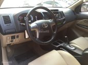 Cần bán xe Toyota Fortuner sản xuất năm 2016, màu đen, 860 triệu