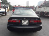 Cần bán lại xe Toyota Camry 2.2 XLi 2000, màu đen