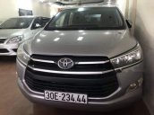 Bán xe Toyota Innova sản xuất 2016, màu bạc