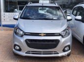 Bán xe Chevrolet Spark LS đời 2018, màu bạc, giá tốt