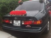 Cần bán lại xe Toyota Camry đời 2001, màu đen