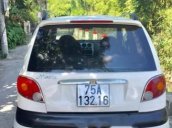 Cần bán xe Daewoo Matiz năm sản xuất 2004, màu trắng còn mới