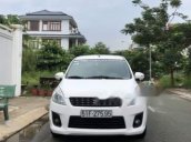 Bán Suzuki Ertiga đời 2015, màu trắng số sàn, 425tr