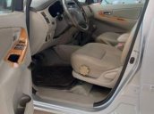 Bán Toyota Innova G đời 2011, màu bạc số sàn