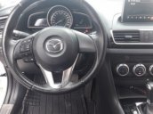 Cần bán gấp Mazda 3 1.5 AT năm sản xuất 2016, màu trắng 