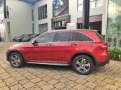 Bán xe Mercedes GLC250 2016 chính hãng, trả trước 650 triệu nhận xe ngay