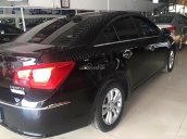 Cần bán gấp Chevrolet Cruze LT 2017, màu đen, giá cạnh tranh