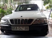 Cần bán xe Ssangyong Musso 2.3 sản xuất 2003, màu trắng còn mới giá cạnh tranh