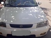 Cần bán Mazda 323 sản xuất 2000, màu trắng